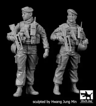 Fabrieksprijs Black Dog 1:35 French Patrol Paris Set - modelbouw