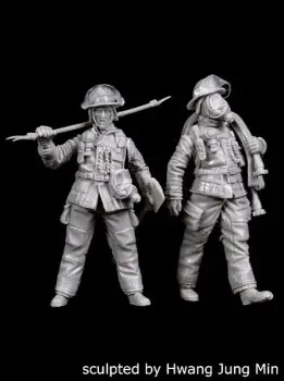 Black Dog 1:35 Fireman Set 2 - modelbouw Dagaanbieding