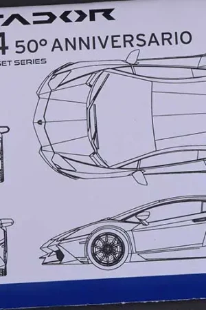 Laatste Versie Hobby design 1:24 LAMBORGHINI AVENTADOR LP720-4 - modelbouw