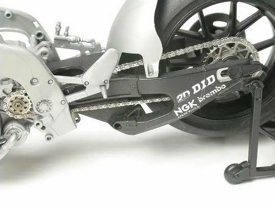 Top studio 1:12 CHAIN SET YSR M1 SILVER - modelbouw Speciale Aanbieding