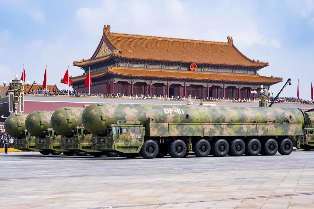 Hobbyboss 1:72 DF-61 ICBM - modelbouw Laatste Versie