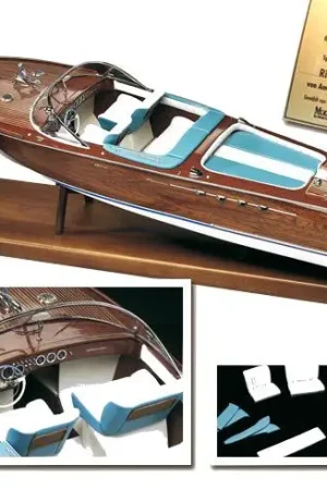 Uitverkoop Amati 1:10 Riva Aquarama 1970 houten bouwpakket