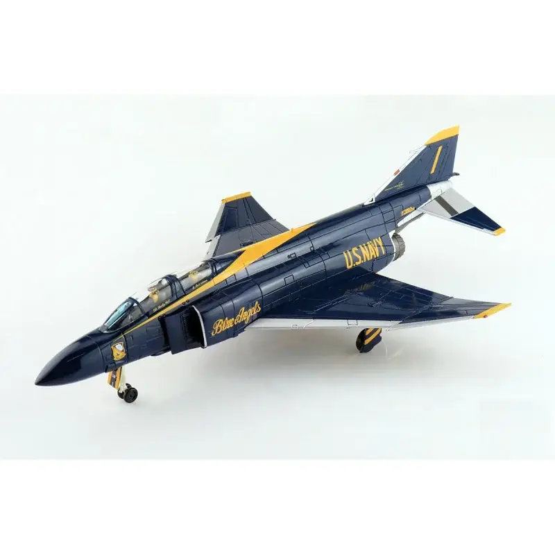 F-4J Blue Angels' Cdr. Harley Hall' 153812 Cdr Harley Hall &038; AMHI Guy Giuffrai US Navy 1970 to 1971 Favoriet