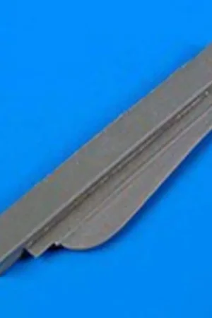 Goedkoop Mikoyan MiG-17F Fresco C correct ventral fin (toebehoren voor modelbouwsets van Hobby Boss)