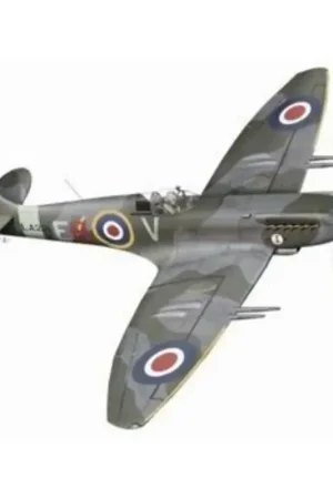 Speciale Aanbieding Supermarine Spitfire Mk.21. The Mk.21 was the last war time version produced and also the first featuring new wing type. The kit