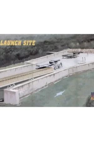 Speciale Aanbieding V-1 rocket launch site. Set contains the 2 rockets launching ramp and grey walls....