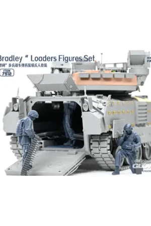 Koopje M2 Bradley Loaders Figures Set (incl. 3 figures, 1 radio set and part of interiors) Schaalmodel
