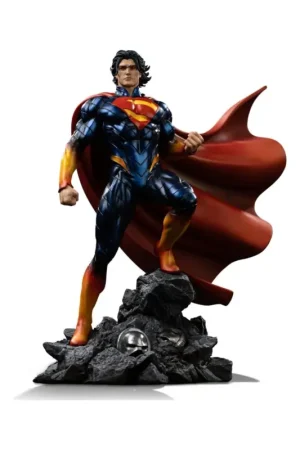 Op = Op DC Comics statuette 1/10 Art Scale Superman Absolute 25 cm Figuurtje