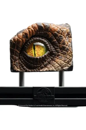 The Lost World: Jurassic Park Replica Male Velociraptor Eye Prop 23 cm Betrouwbaar
