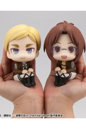 Attack on Titan PVC statuette Look Up Hange Zoe & Erwin Smith (with gift) 11 cm Figuurtje Tijdelijk Beschikbaar