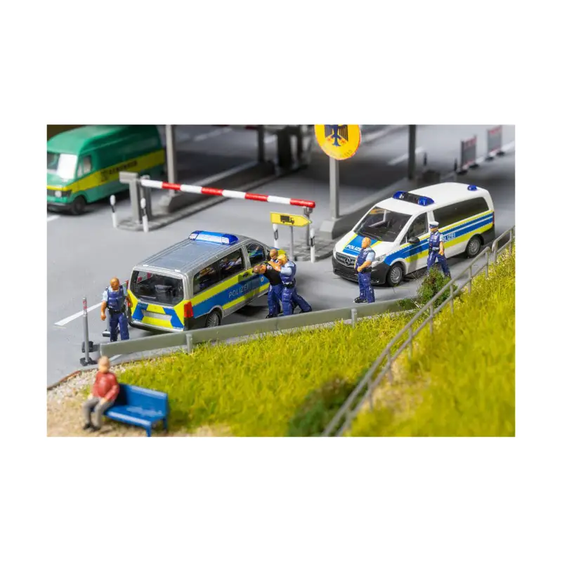 Weekendaanbieding Police officers
