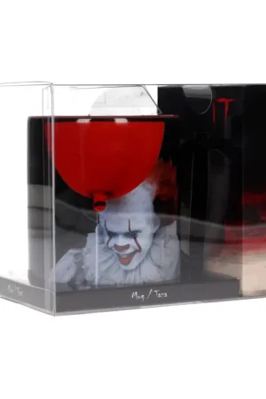 Op = Op IT pack mug with Pennywise the Dancing Clown keychain