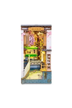 Premium Sakura Densya Book Nook