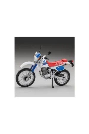 Laatste Versie Plastic model of Honda XLR250R (MD22) motorcycle (1991) BK18 1:12 Schaalmodel