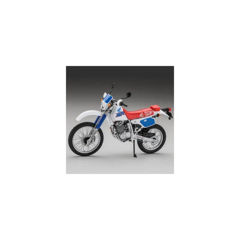 Laatste Versie Plastic model of Honda XLR250R (MD22) motorcycle (1991) BK18 1:12 Schaalmodel