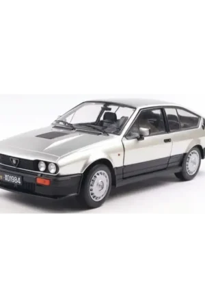 Veilige Betaling Alfa romeo gtv6 silver 1984 1/18 Miniatuur