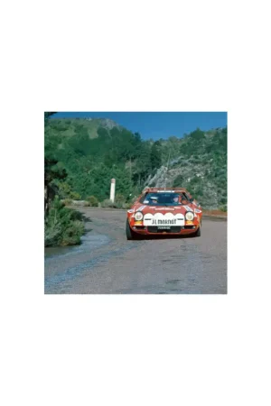 Must-Have Lancia Stratos HF "Winner of the Tour de Corse 1975" 1:24 plastic model car Schaalmodel