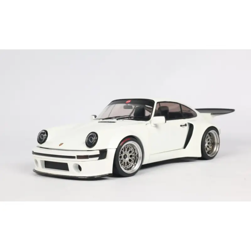 Actieprijs Solido s1810505 ks-r by khyzyl saleem white 2026 1/18 Miniatuur