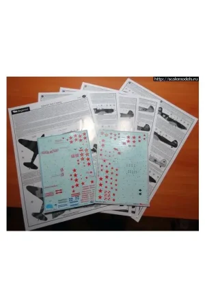 Merkproduct Yakovlev Yak-7 Familie. Stickerset bestaat uit 2 grote stickervellen en 10 formaat A3 instructiepagina's