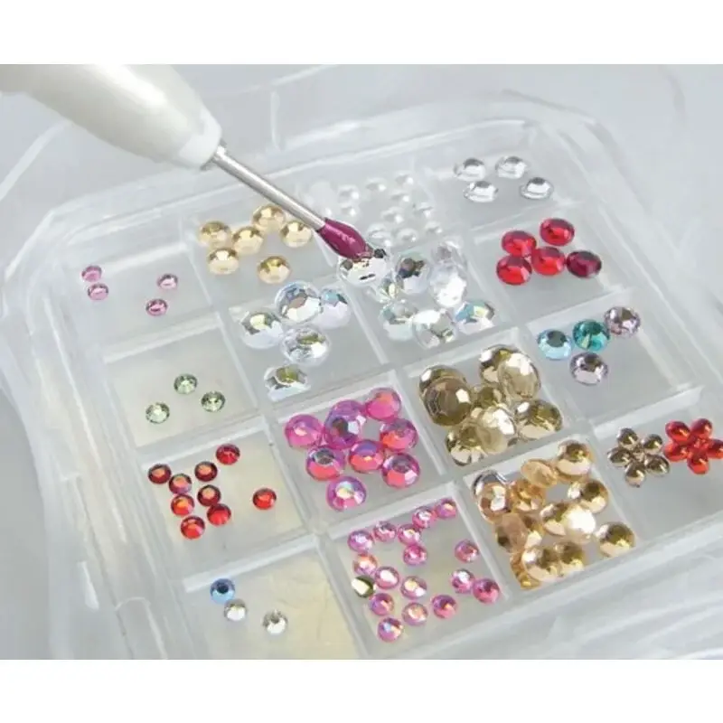Pick & Place Tool - Medium. Ideal for picking up and pinpoint placing of small objects. The tips are made of a specially formula Direct Beschikbaar