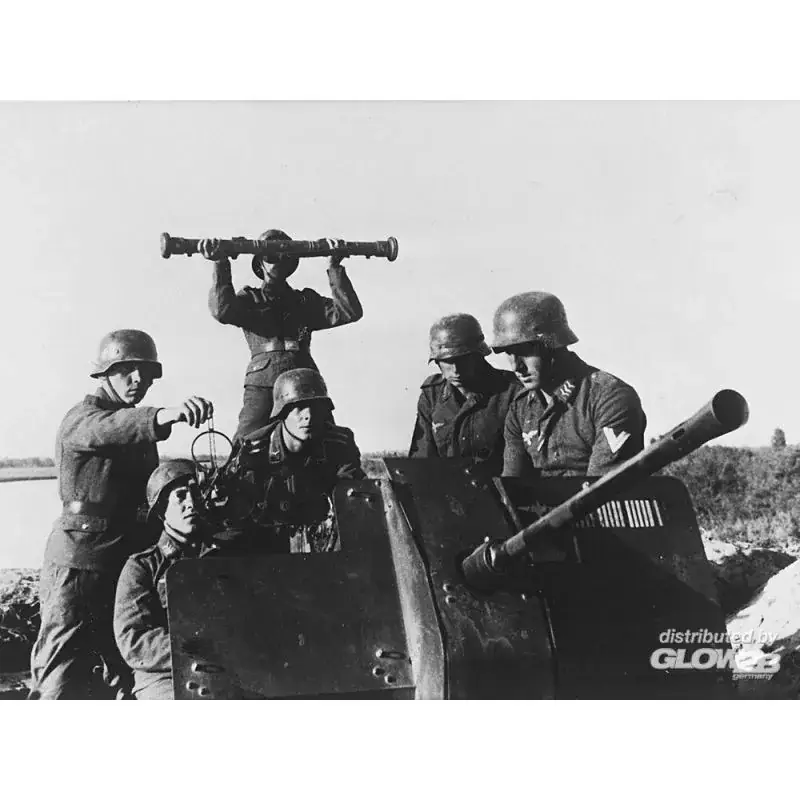 Beperkt Aanbod Flak 38 with Crew Schaalmodel