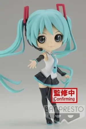 Gratis Retour Q-Posket Hatsune Miku V4X Style Figuurtje