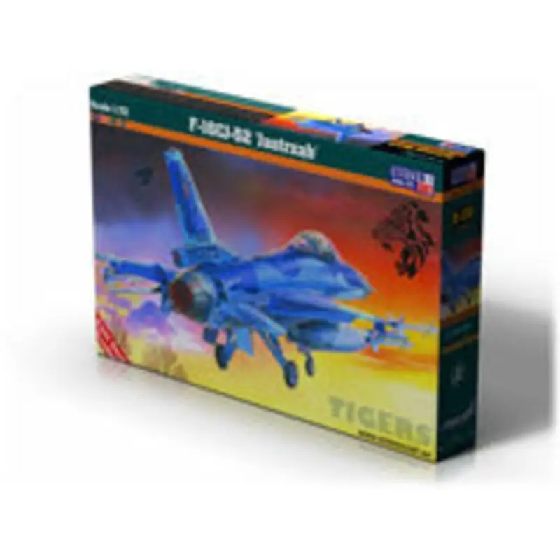 F-16CJ-52 + Jastrzab / Hawk Schaalmodel Flitsaanbieding