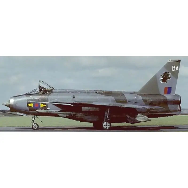 Bac bliksem f.2a / f.6 Schaalmodel Nu Kopen