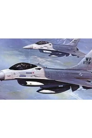 Superprijs Lockheed- Martin F- 16 Fighting Falcon Schaalmodel