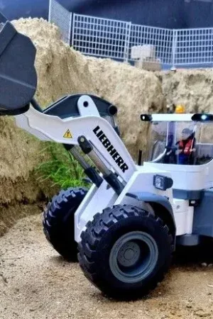 Koopje Liebherr L 566 Pro 1/14 Metalen Wheelloader - Limited Edition